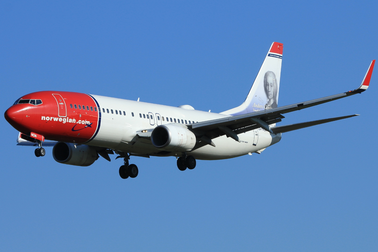 LN-NON · Boeing 737-86N(WL) · (SVG / ENZV)
