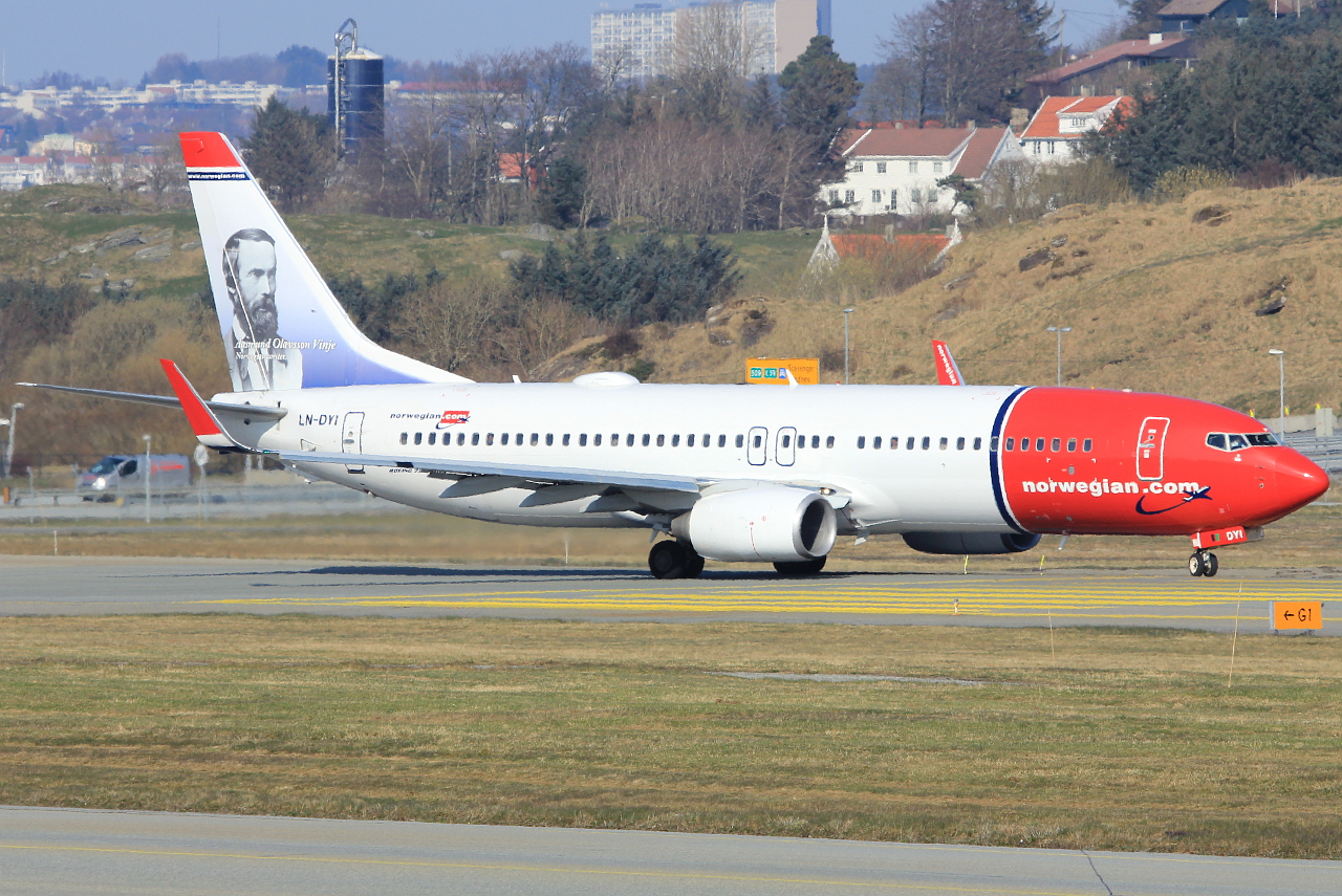 LN-DYI · Boeing 737-8JP(WL) · (SVG / ENZV)