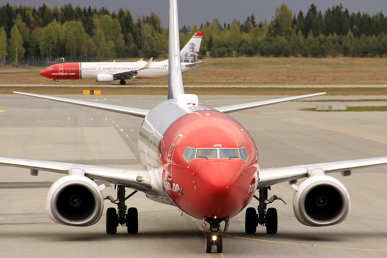 LN-NOE · Boeing 737-8Q8(WL) · (OSL / ENGM)