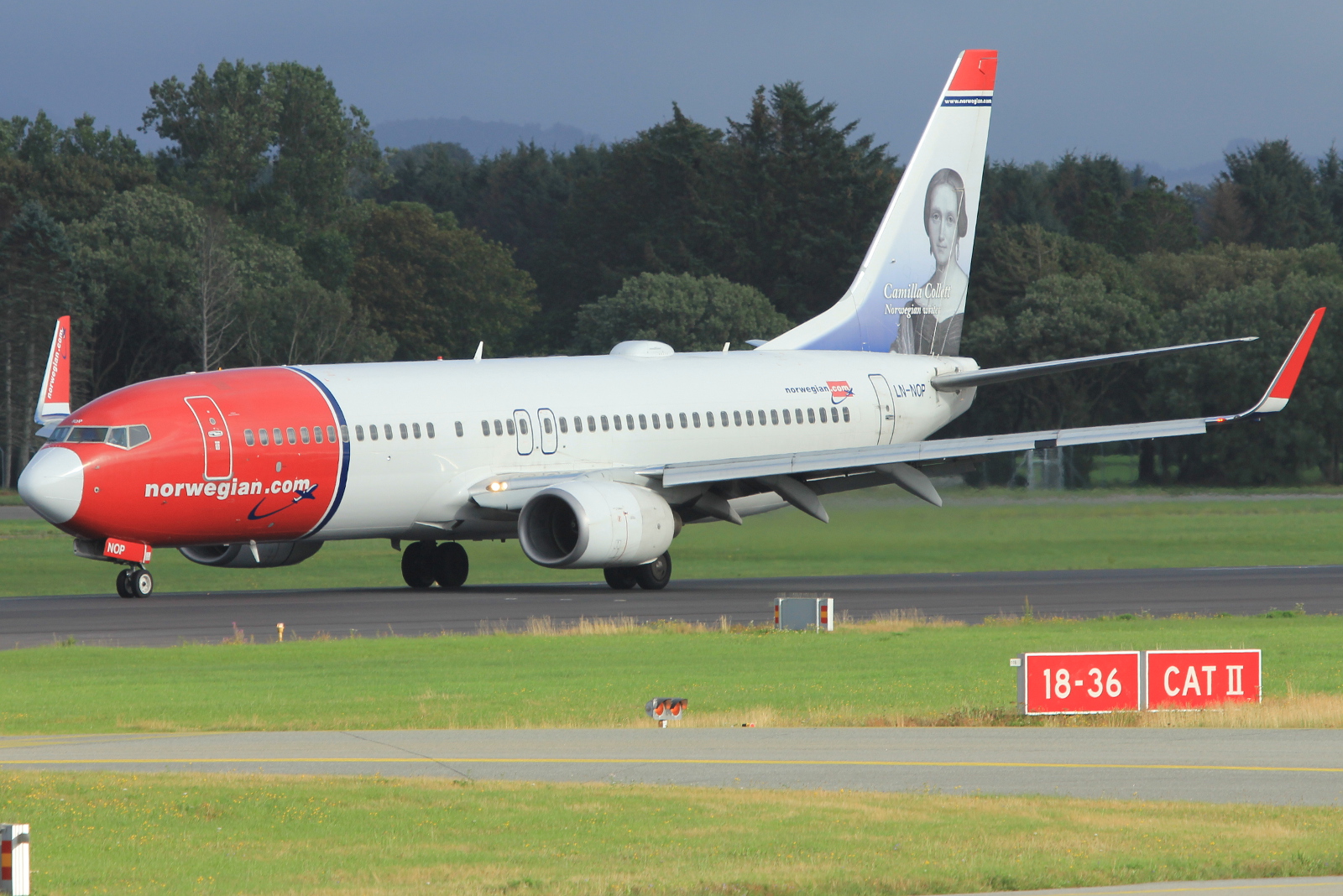 LN-NOP · Boeing 737-86N(WL) · (SVG / ENZV)