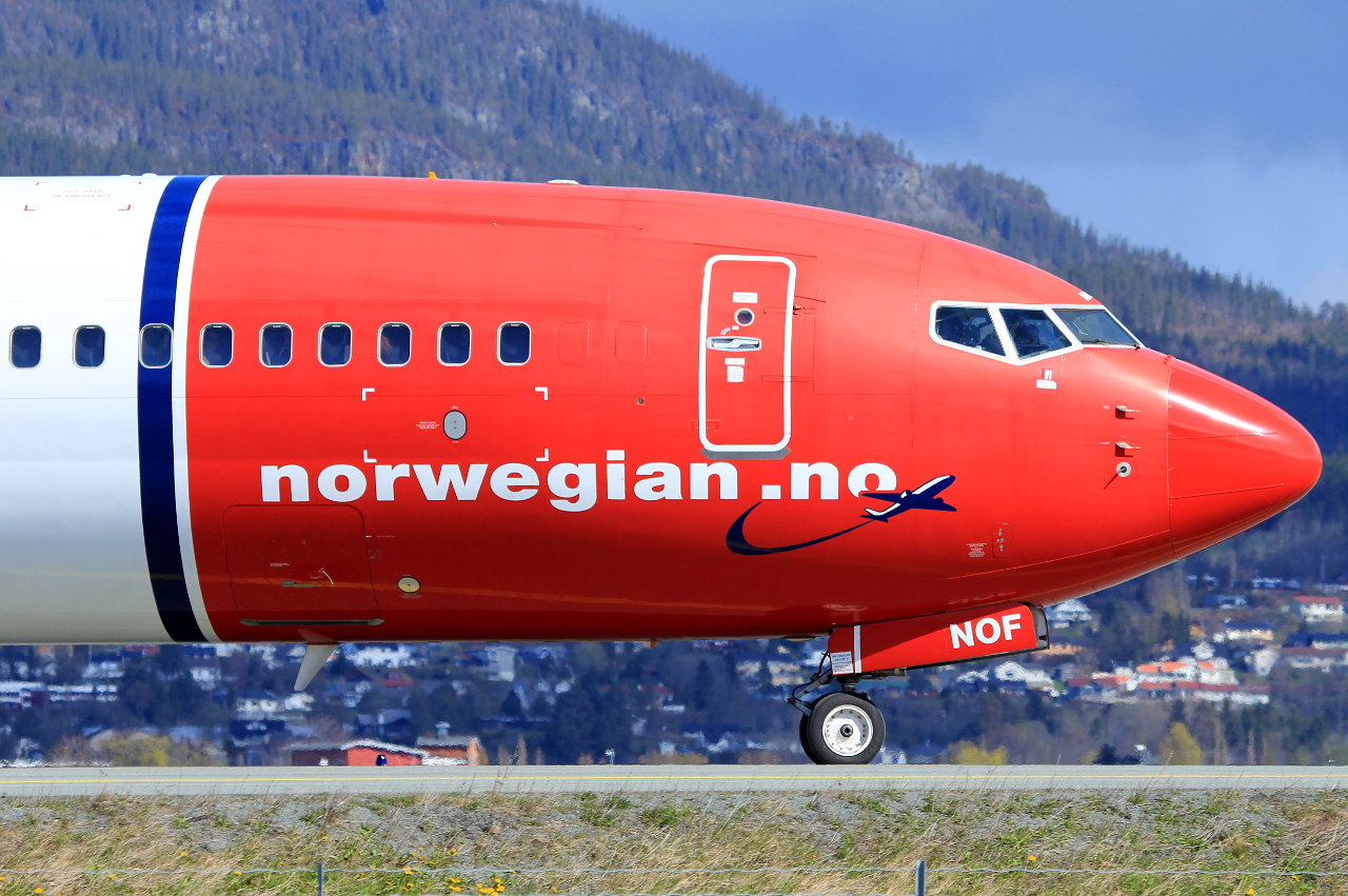 LN-NOF (36809) 2008 Boeing 737-86N WL