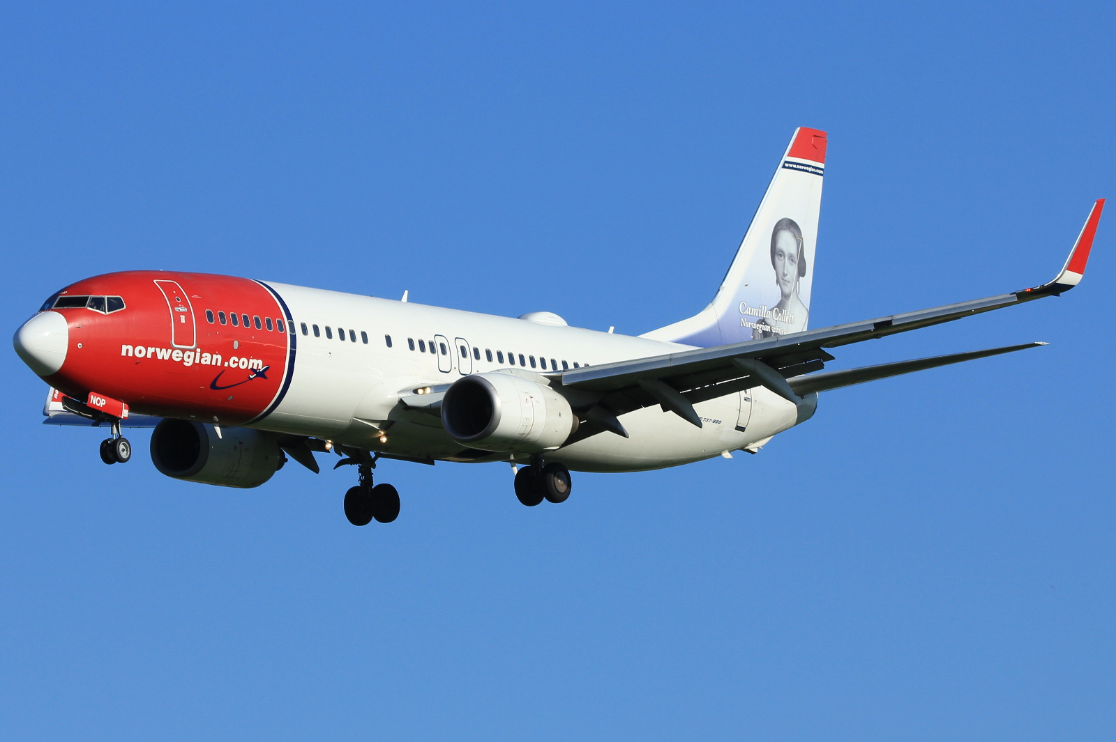 LN-NOP · Boeing 737-86N(WL) · (SVG / ENZV)