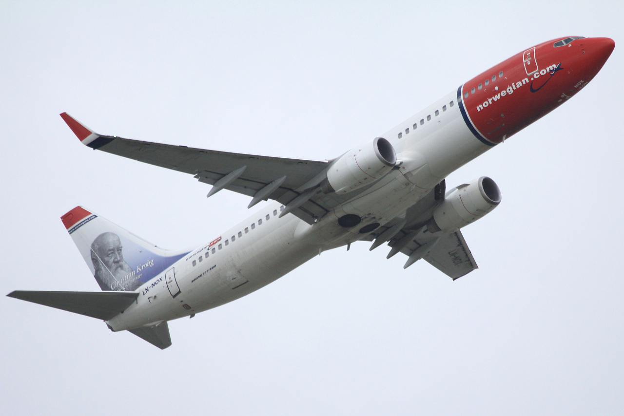 LN-NOX · Boeing 737-8JP(WL) · (FCO / LIRF)