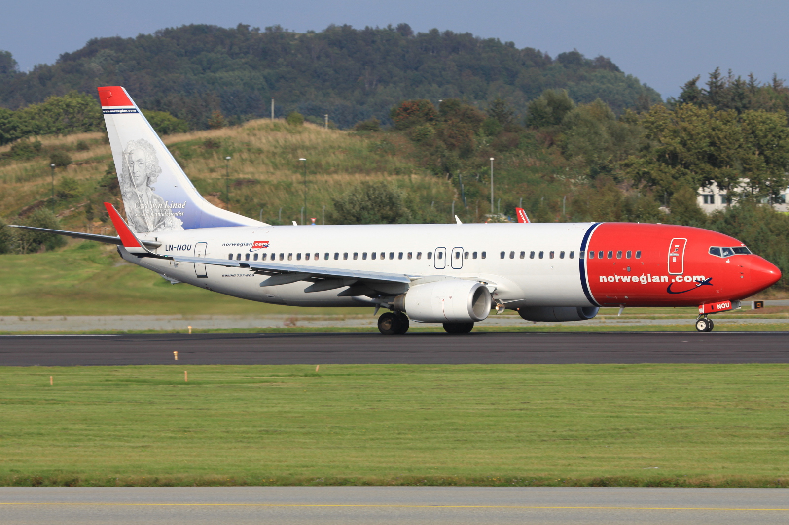 LN-NOU (29674) 2009 Boeing 737-8FZ WL