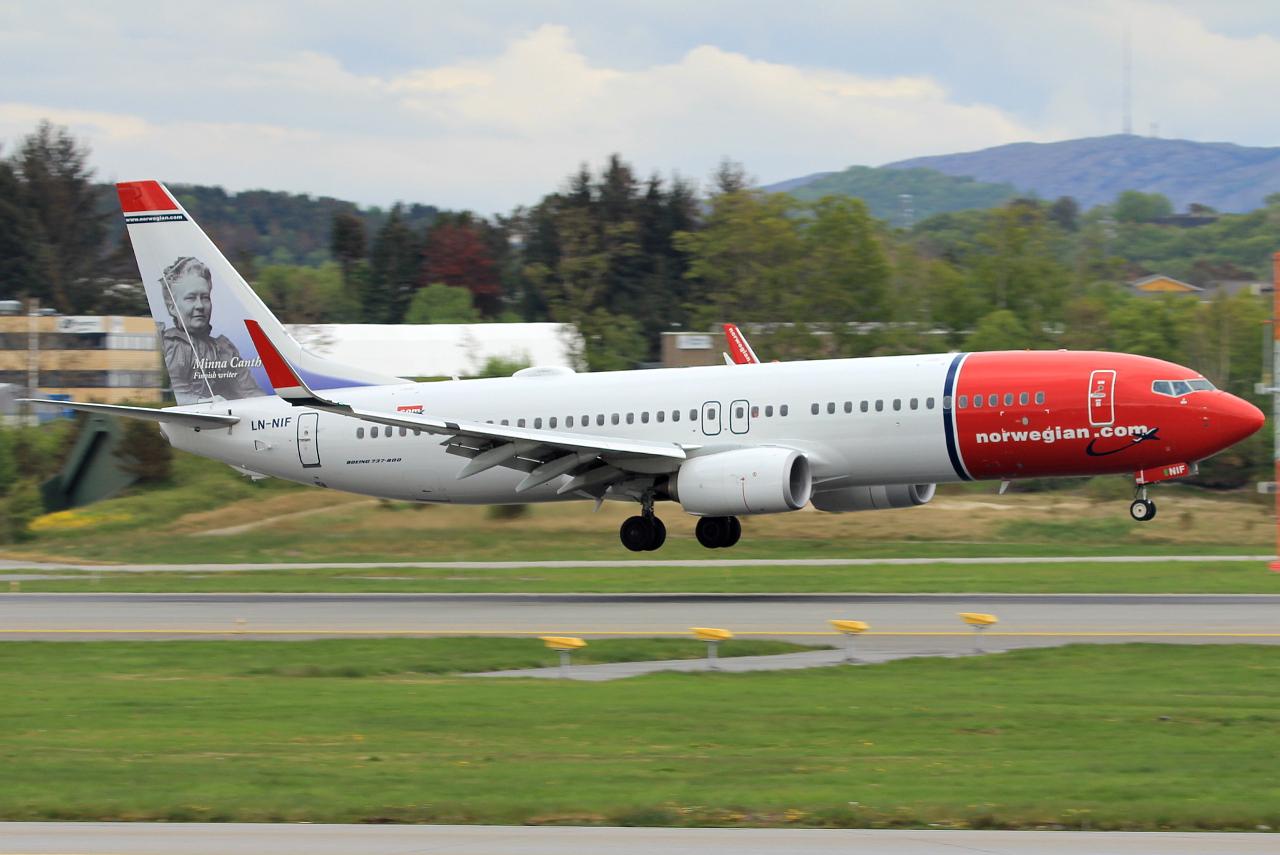LN-NIF · Boeing 737-8JP(WL) · (SVG / ENZV)