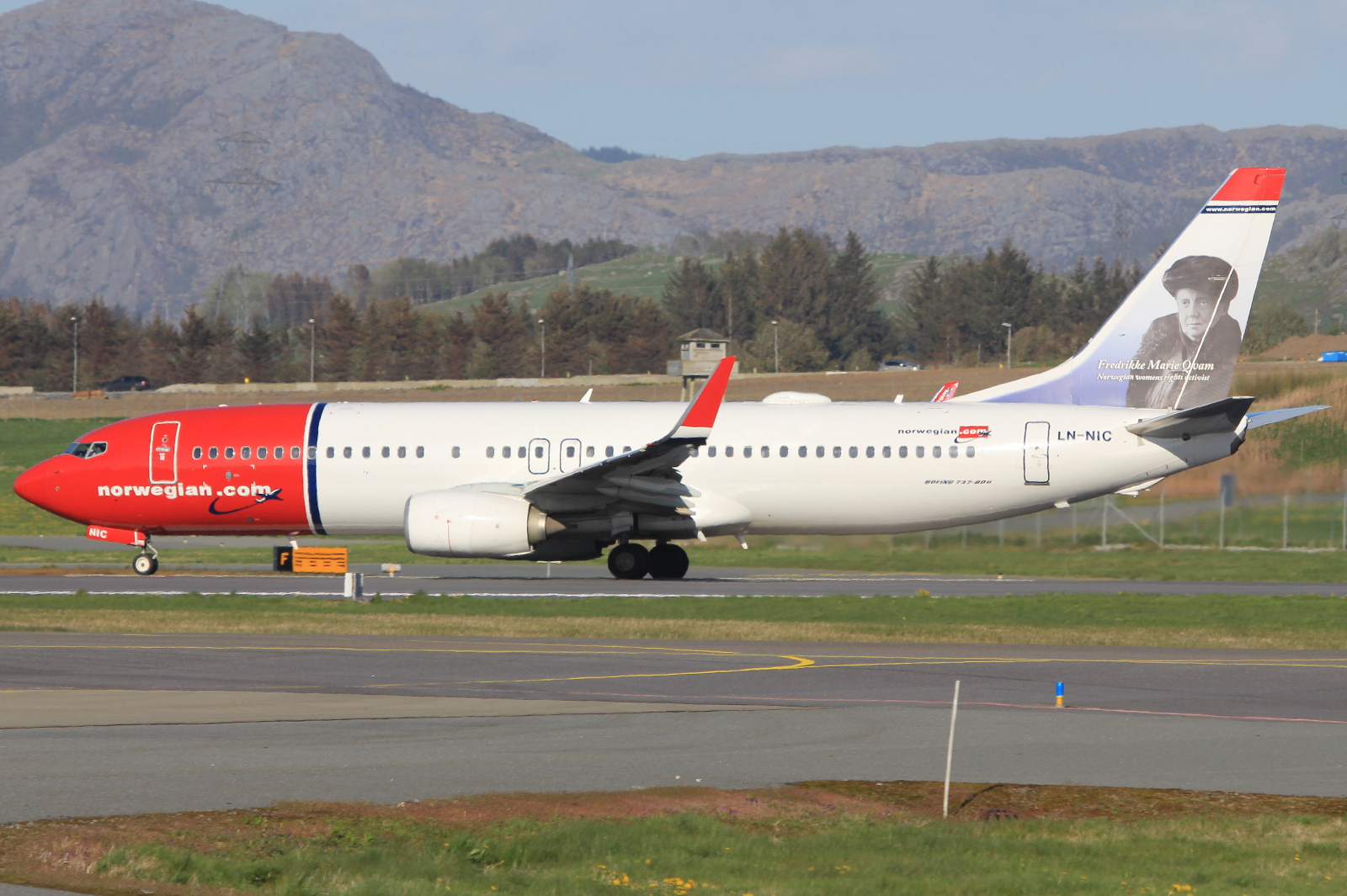 LN-NIC · Boeing 737-8JP(WL) · (SVG / ENZV)