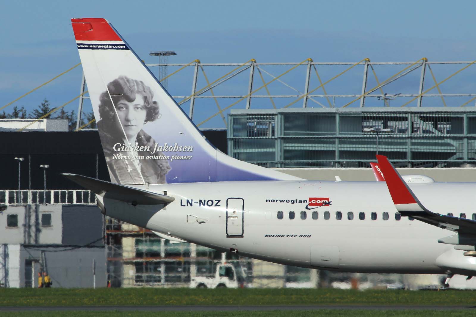 LN-NOZ · Boeing 737-8JP(WL) · (SVG / ENZV)