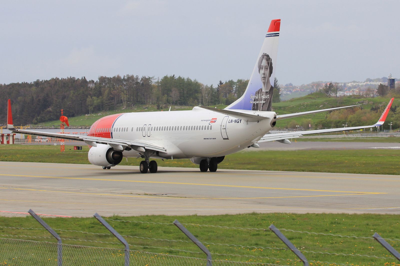 LN-NGY · Boeing 737-8JP(WL) · (SVG / ENZV)
