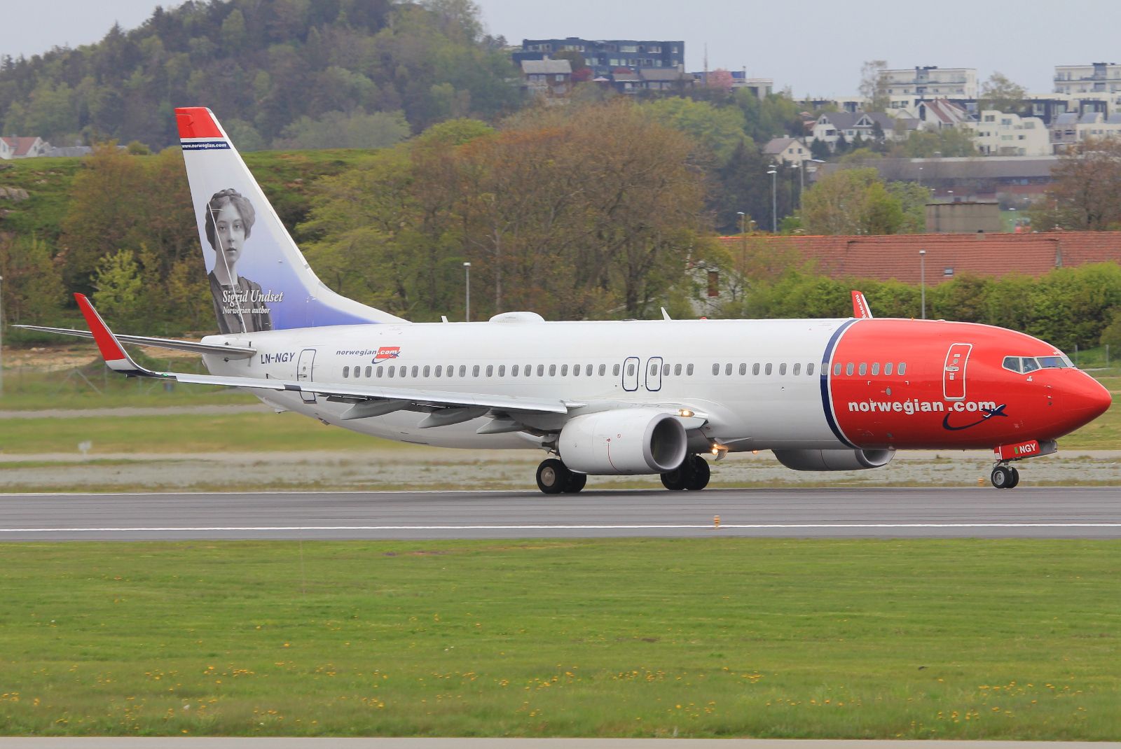 LN-NGY · Boeing 737-8JP(WL) · (SVG / ENZV)