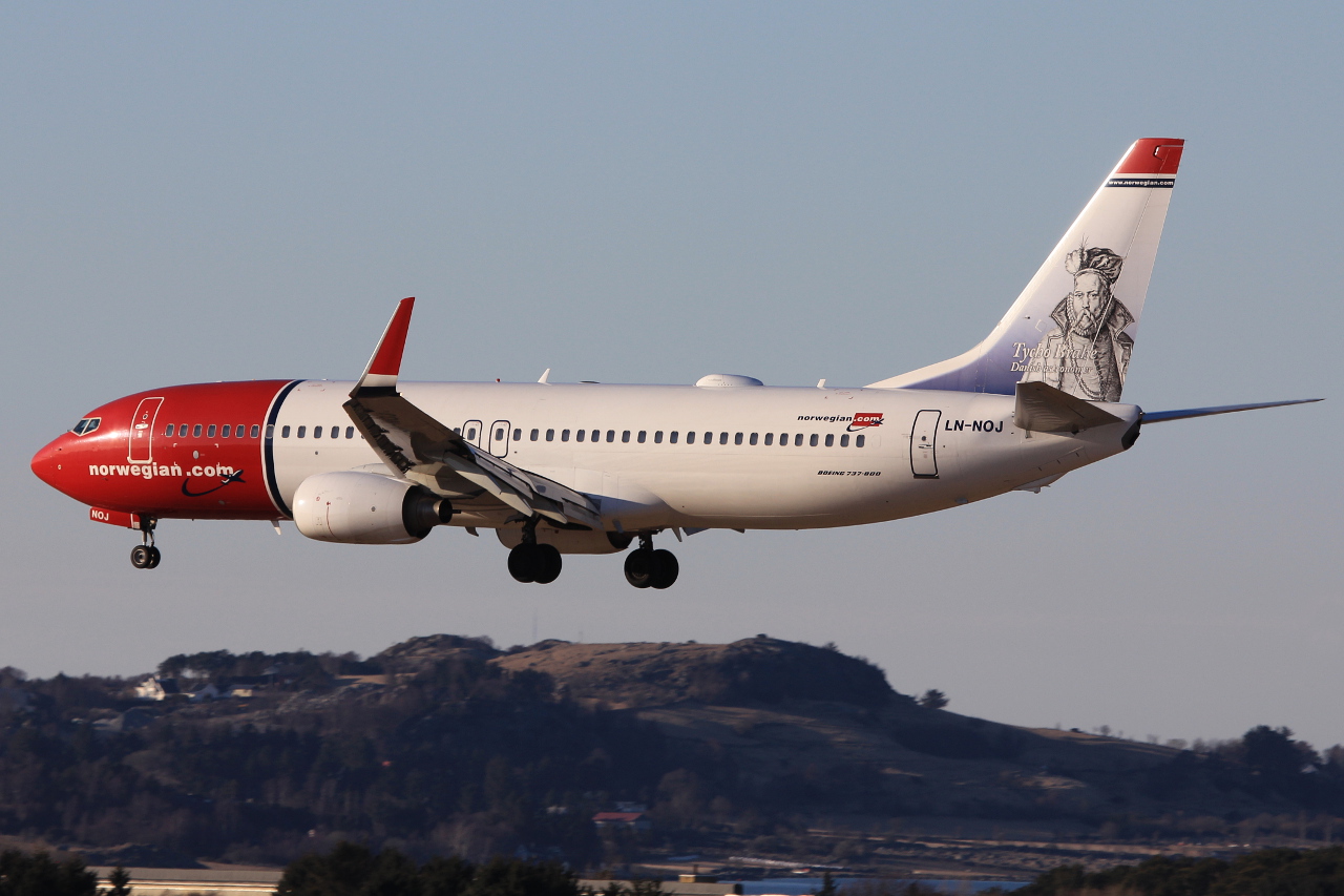 LN-NOJ · Boeing 737-86N(WL) · (SVG / ENZV)