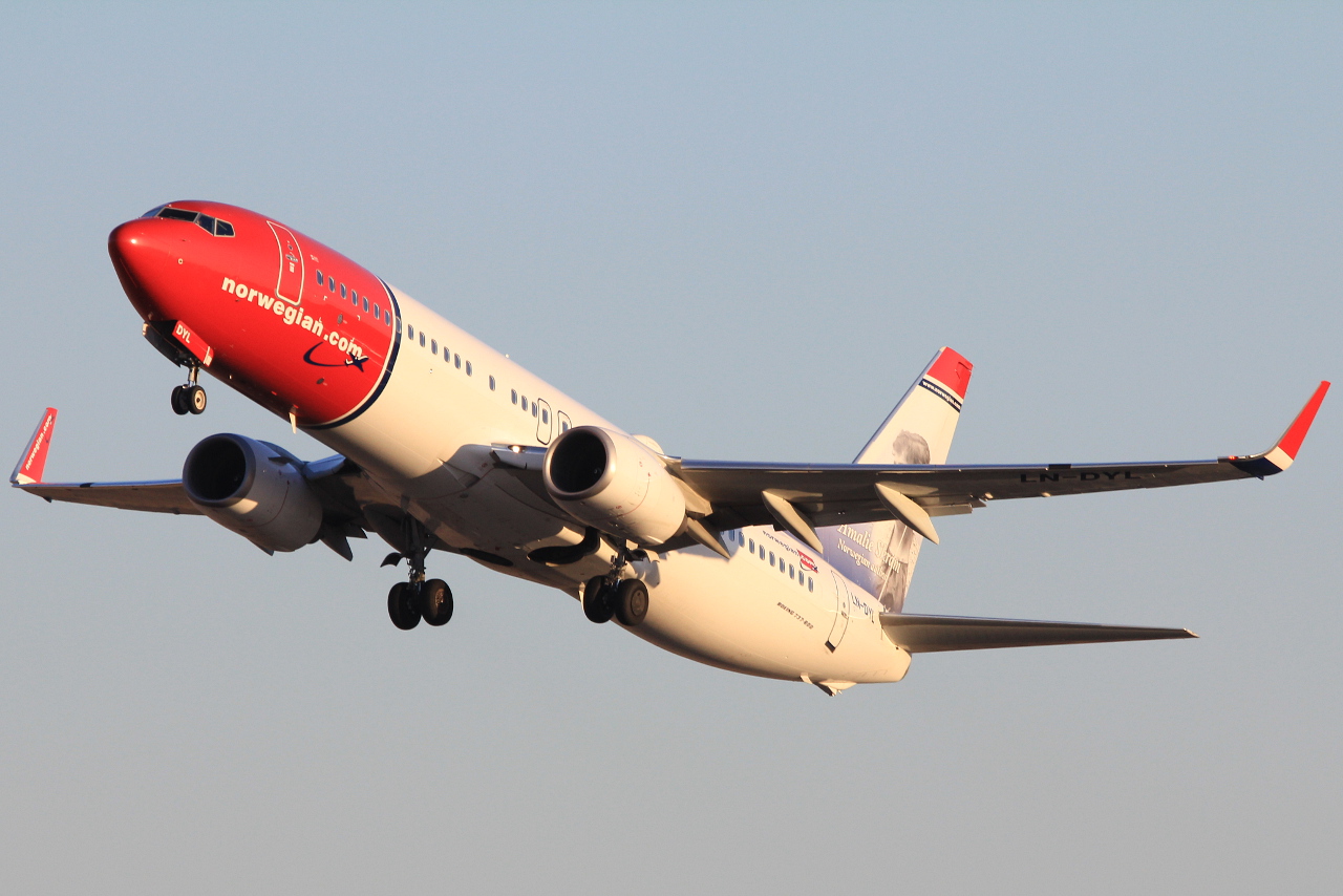 LN-DYL · Boeing 737-8JP(WL) · (SVG / ENZV)