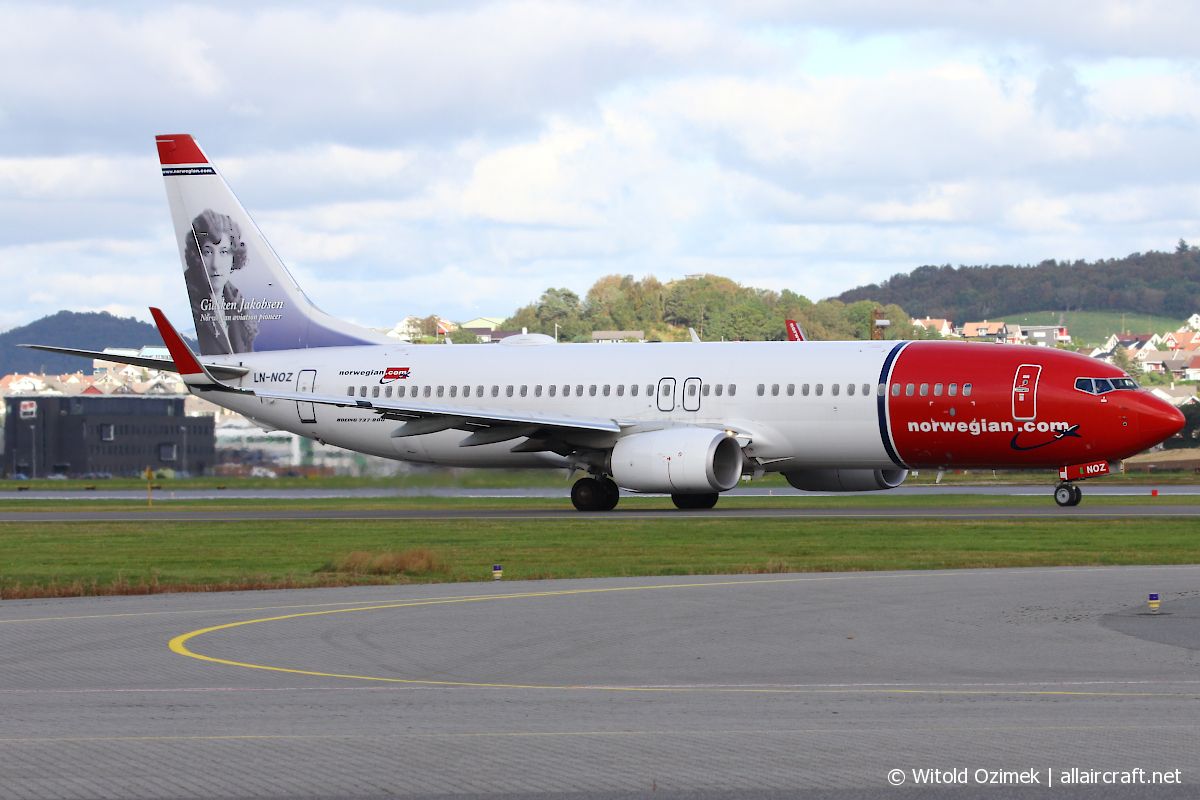 LN-NOZ (39420) 2011 Boeing 737-8JP WL