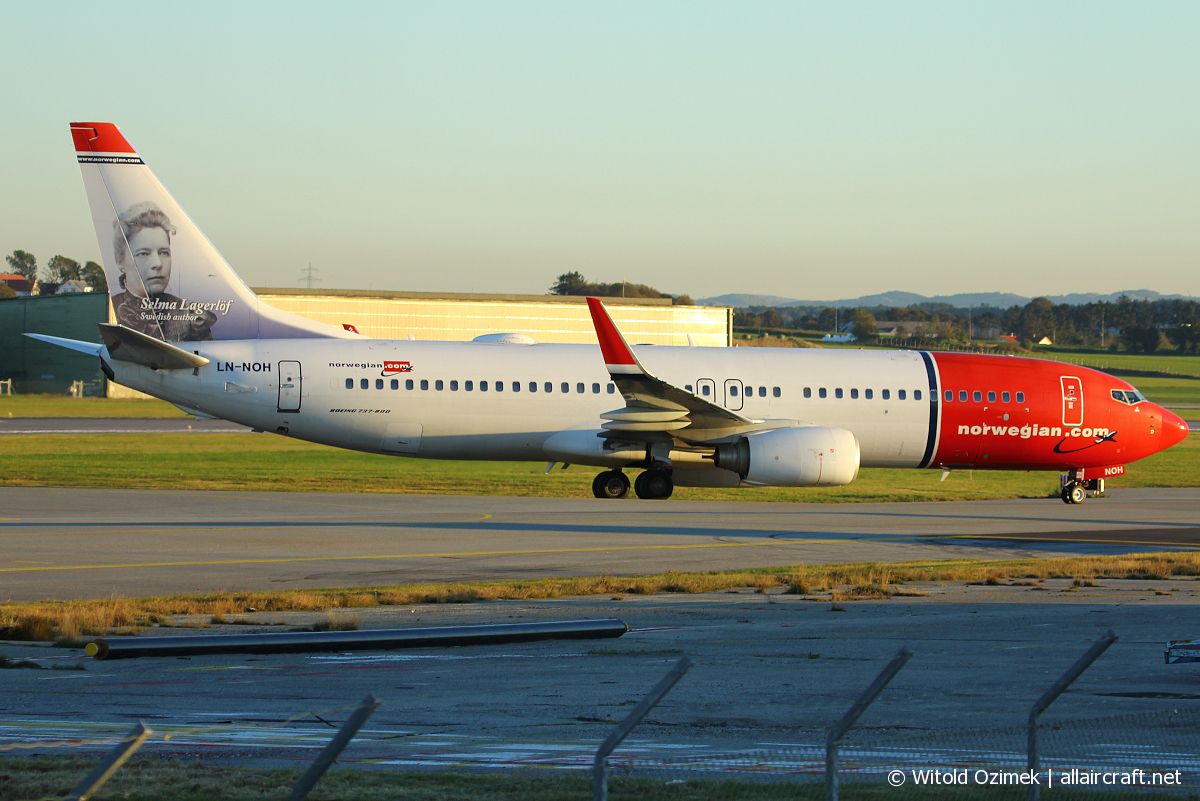LN-NOH · Boeing 737-86N(WL) · (SVG / ENZV)