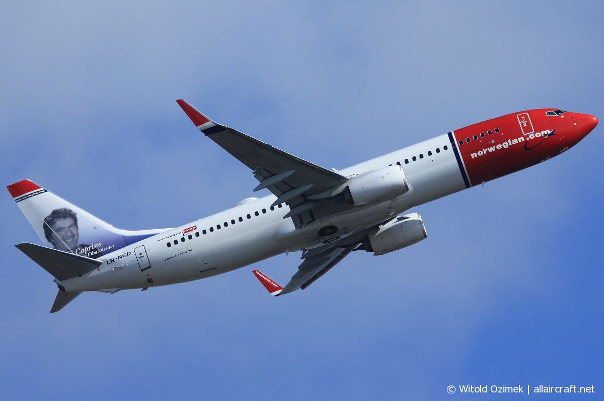 LN-NGD · Boeing 737-8JP(WL) · (FCO / LIRF)