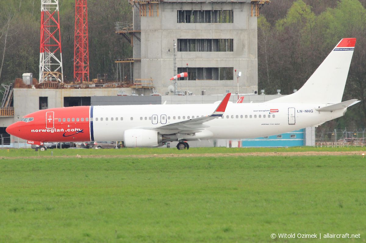 LN-NHG (41139) 2015 Boeing 737-8JP WL
