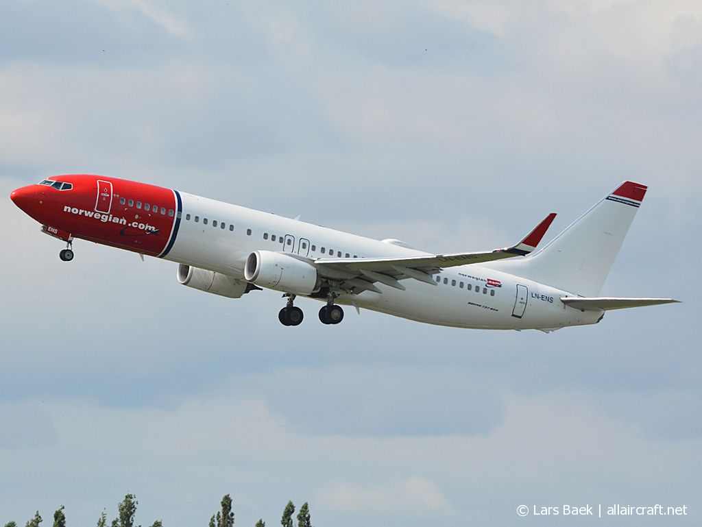 LN-ENS (42281) 2017 Boeing 737-8JP(WL)