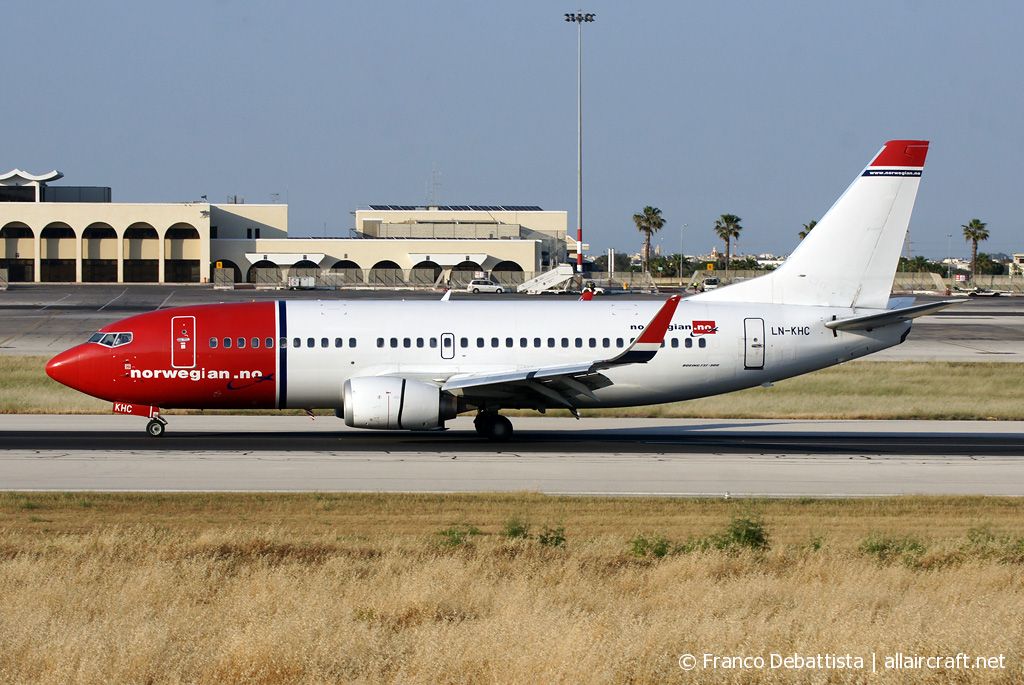 LN-KHC · Boeing 737-31S(WL) · (MLA / LMML)