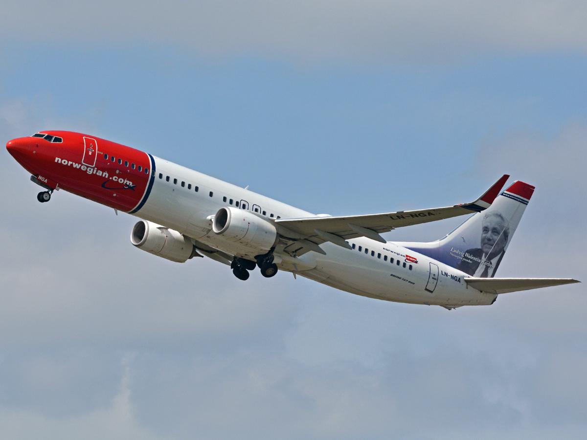 LN-NGA (39014) 2012 Boeing 737-8JP WL