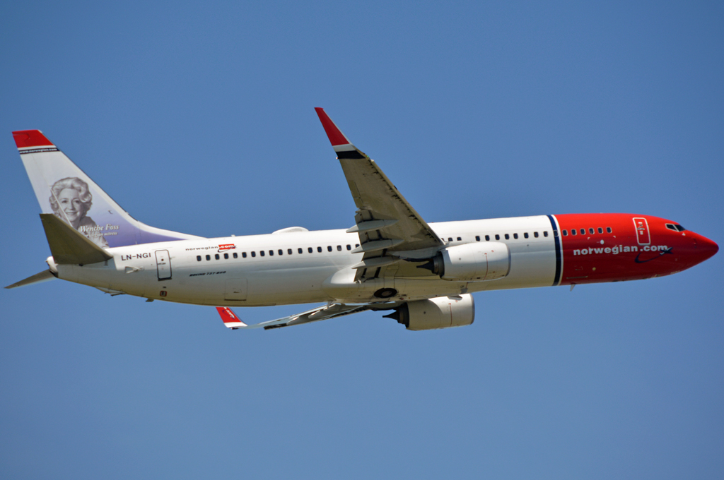 LN-NGI (39020) 2013 Boeing 737-8JP WL