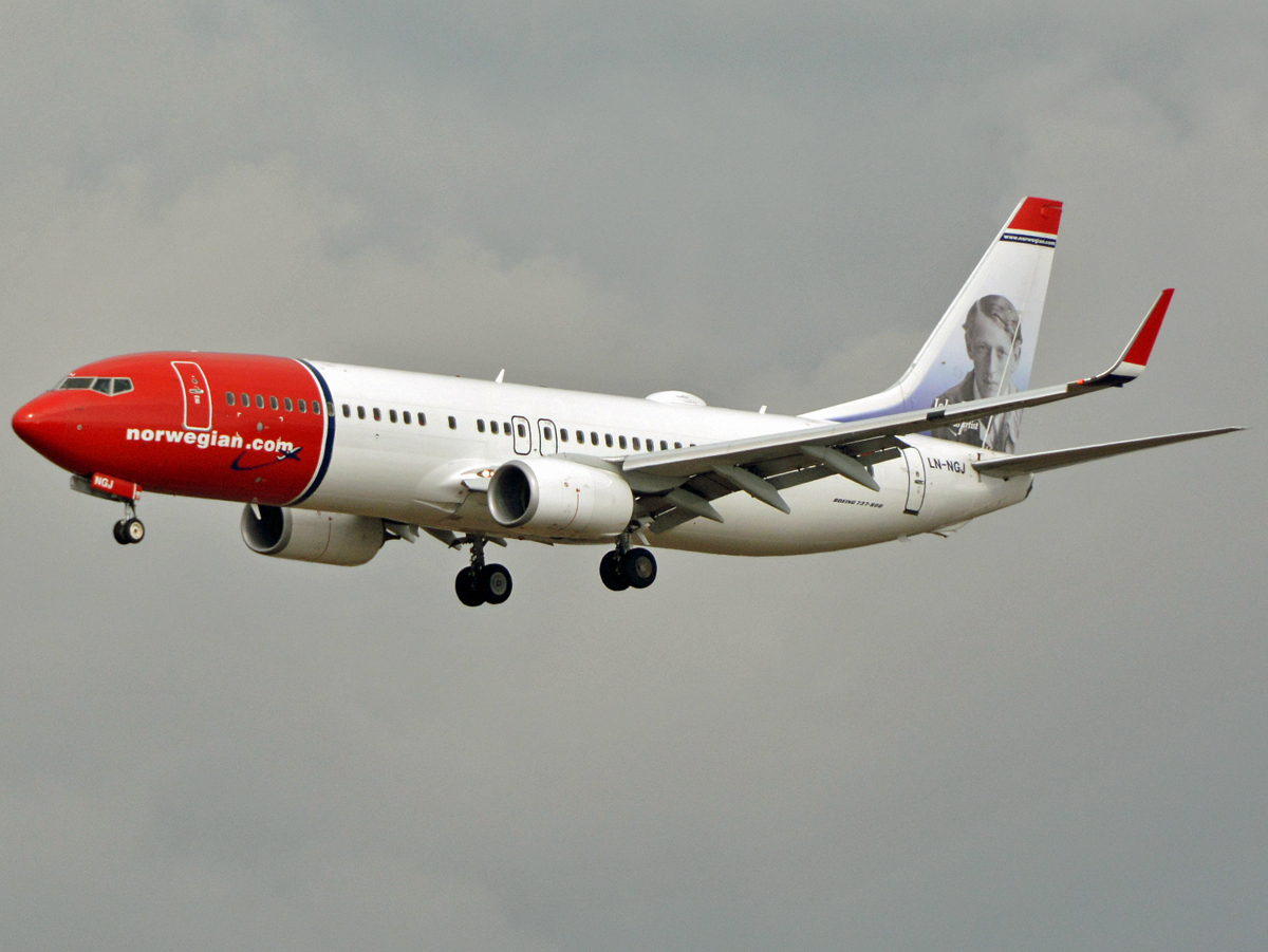 LN-NGJ (39021) 2013 Boeing 737-8JP WL