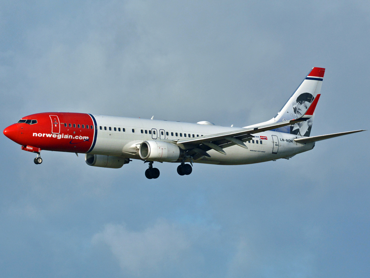 LN-NOM · Boeing 737-86N(WL) · (CPH / EKCH)
