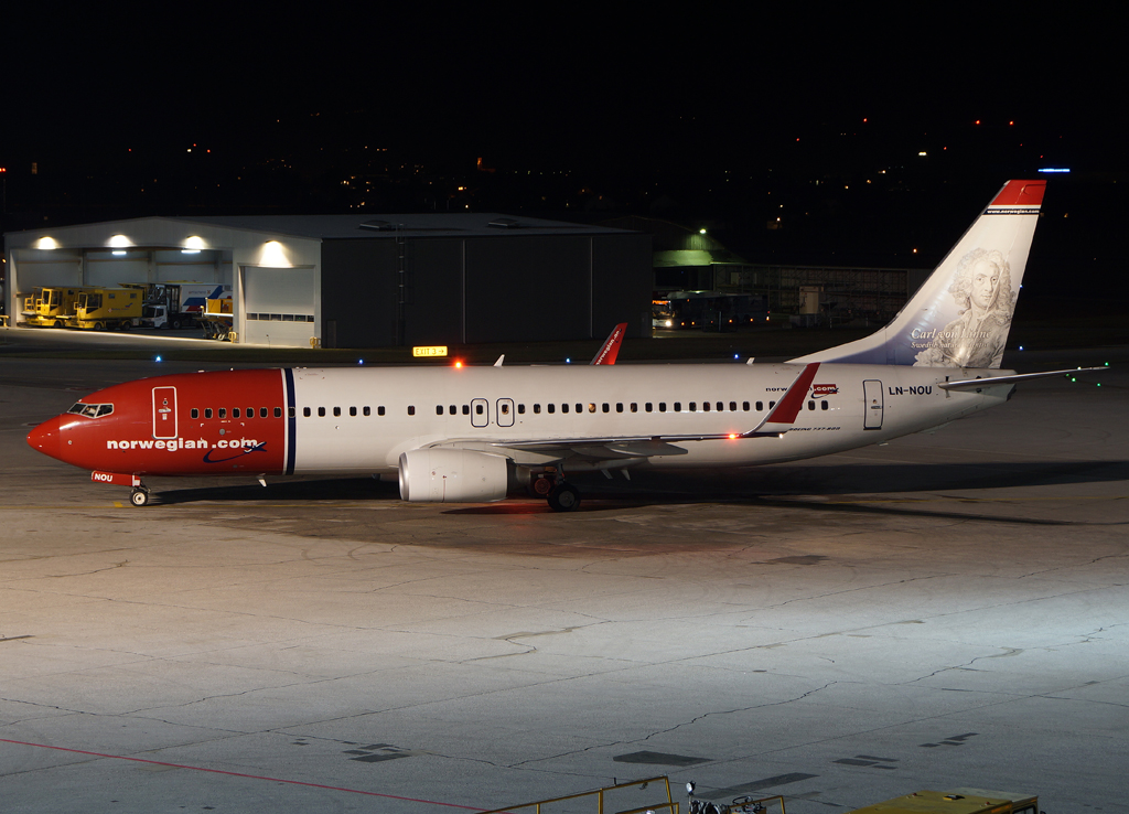 LN-NOU (29674) 2009 Boeing 737-8FZ WL