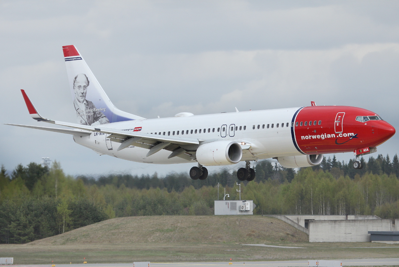 LN-NIA · Boeing 737-8JP(WL) · (OSL / ENGM)