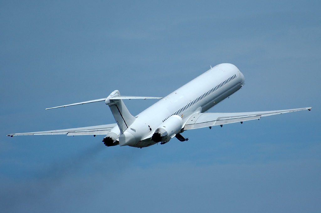 EC-JUG (49847) 1989 McDonnell Douglas MD-83