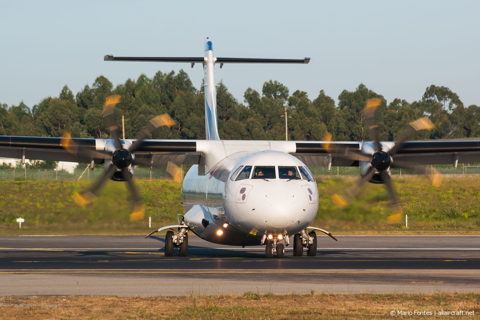 EC-MKE · ATR-72-500 · (OPO / LPPR)