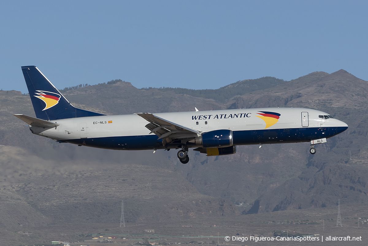 EC-NLS (25856) 1993 Boeing 737-436(SF)