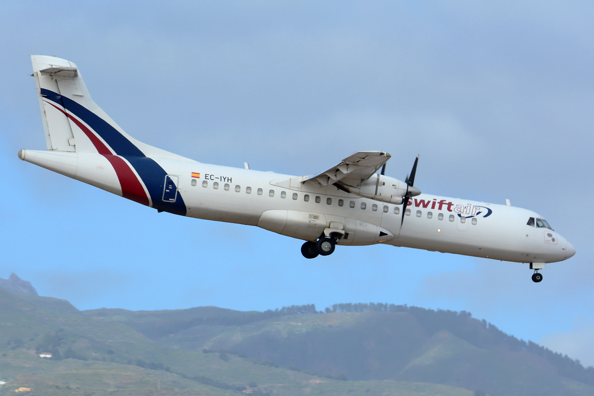 EC-IYH ( 330 ) 1992 ATR-72-202(F)