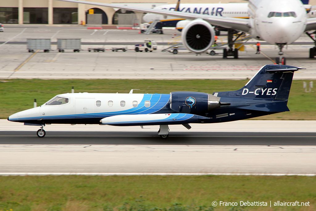 D-CYES (35-501) 1983 Learjet 35A