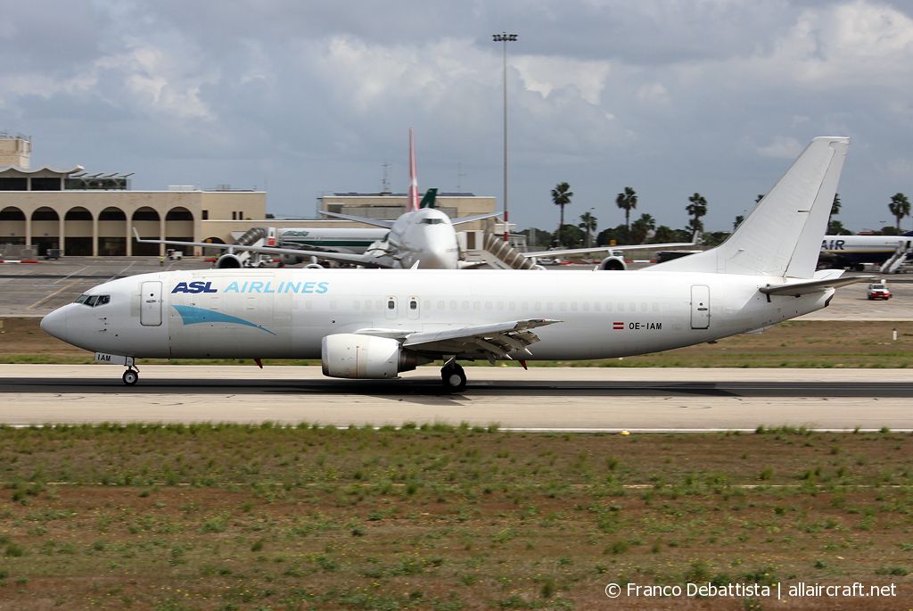 OE-IAM (28886) 1997 Boeing 737-490(SF)