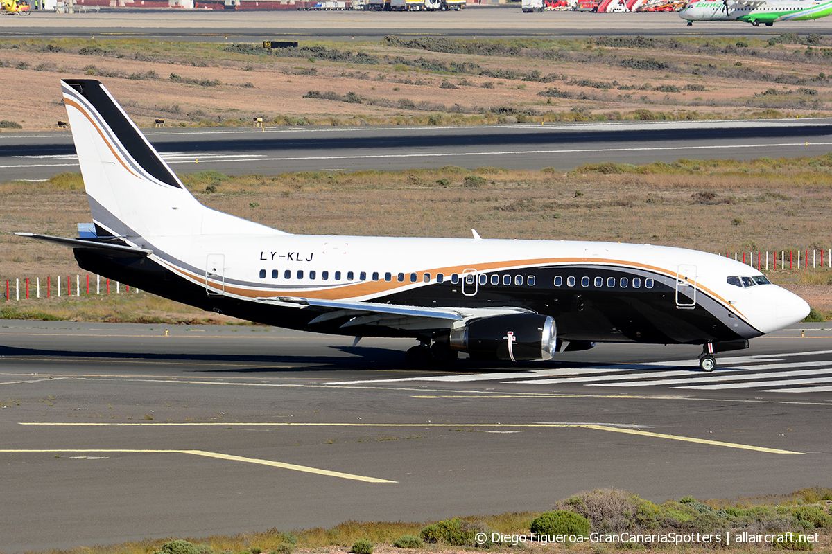LY-KLJ · Boeing 737-524 · (LPA / GCLP)