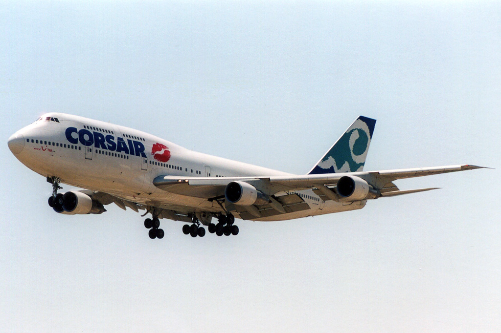 F-GSEX · Boeing 747-312 · (LIS / LPPT)