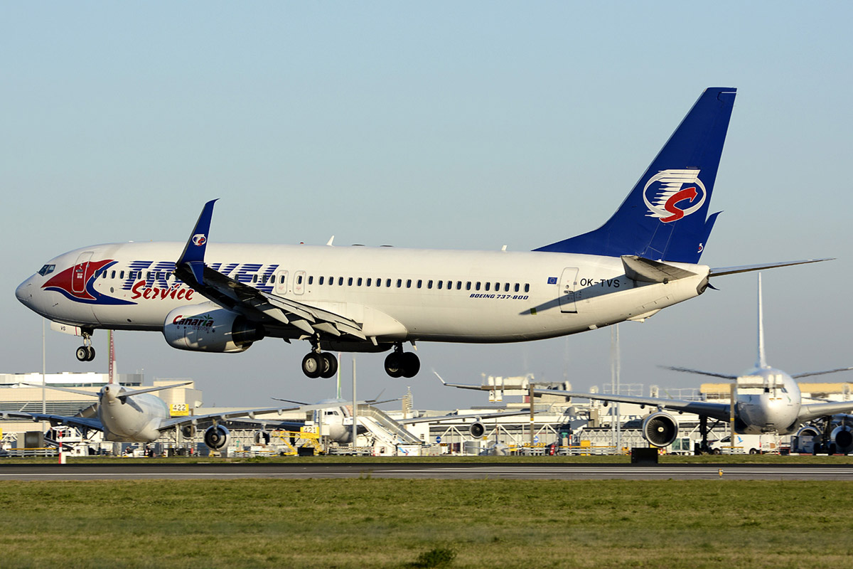 OK-TVS · Boeing 737-86N(WL) · (LIS /LPPT)