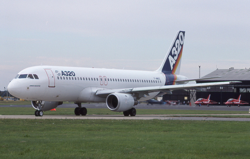 F-WWDC · Airbus A320-111 · (FAB / EGLF)