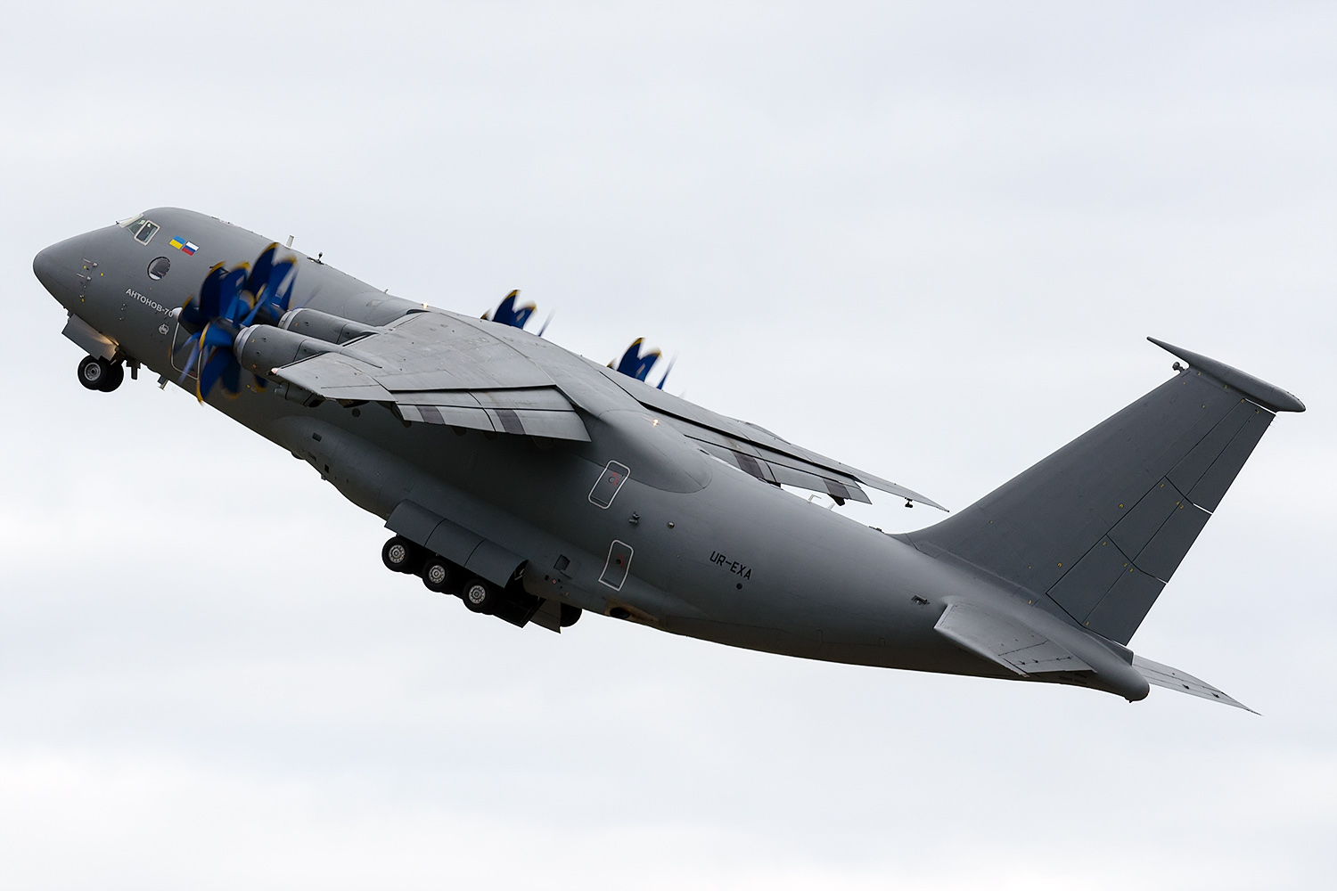 UR-EXA (770102) 1996 Antonov An-70
