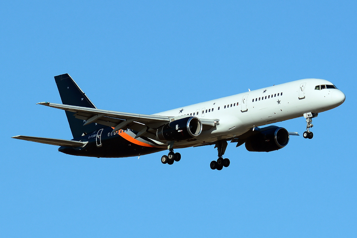 G-POWH (29308) 2000 Boeing 757-256