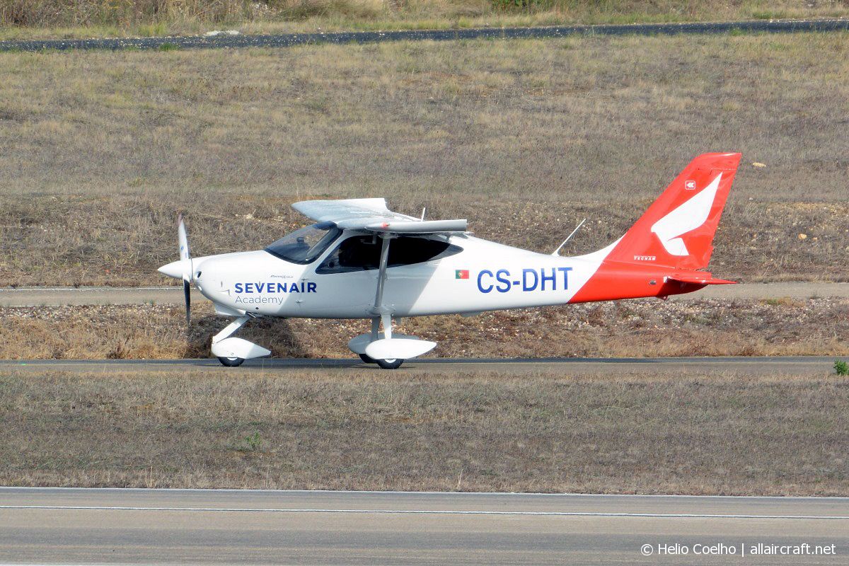 CS-DHT Tecnam P2010