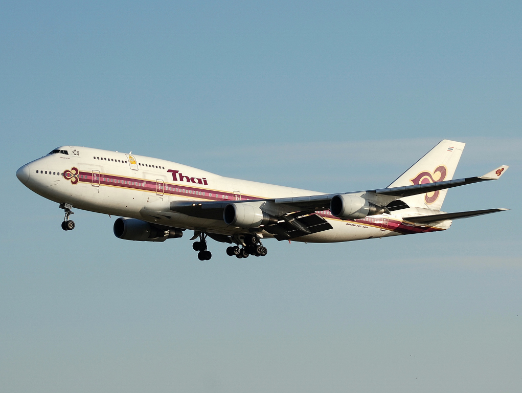 HS-TGY (28705) 1998 Boeing 747-4D7