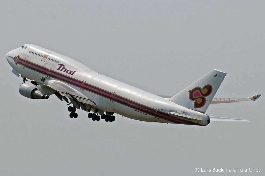 HS-TGY (28705) 1998 Boeing 747-4D7