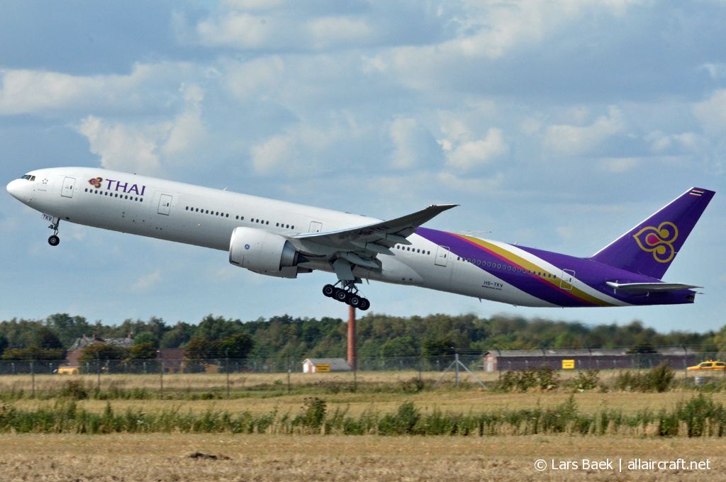 HS-TKV (42111) 2014 Boeing 777-3D7(ER)