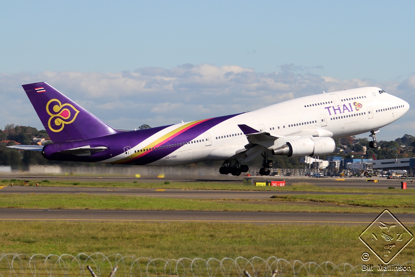 HS-TGB · Boeing 747-4D7 · (SYD / YSSY)
