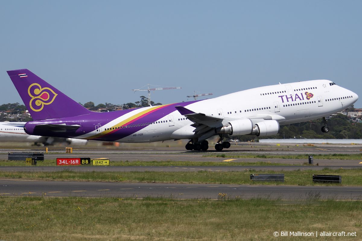 HS-TGB (32370) 2001 Boeing 747-4D7