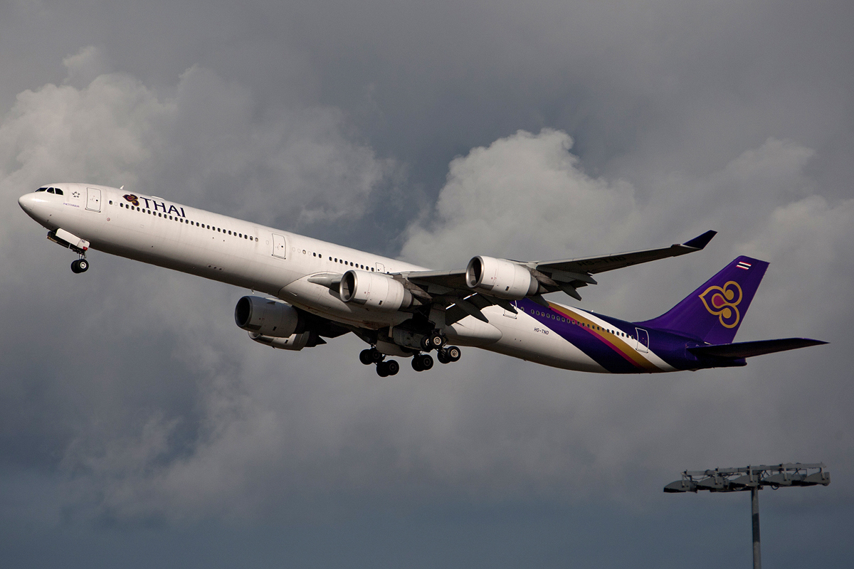 HS-TND · Airbus A340-642 · (SYD/YSSY)