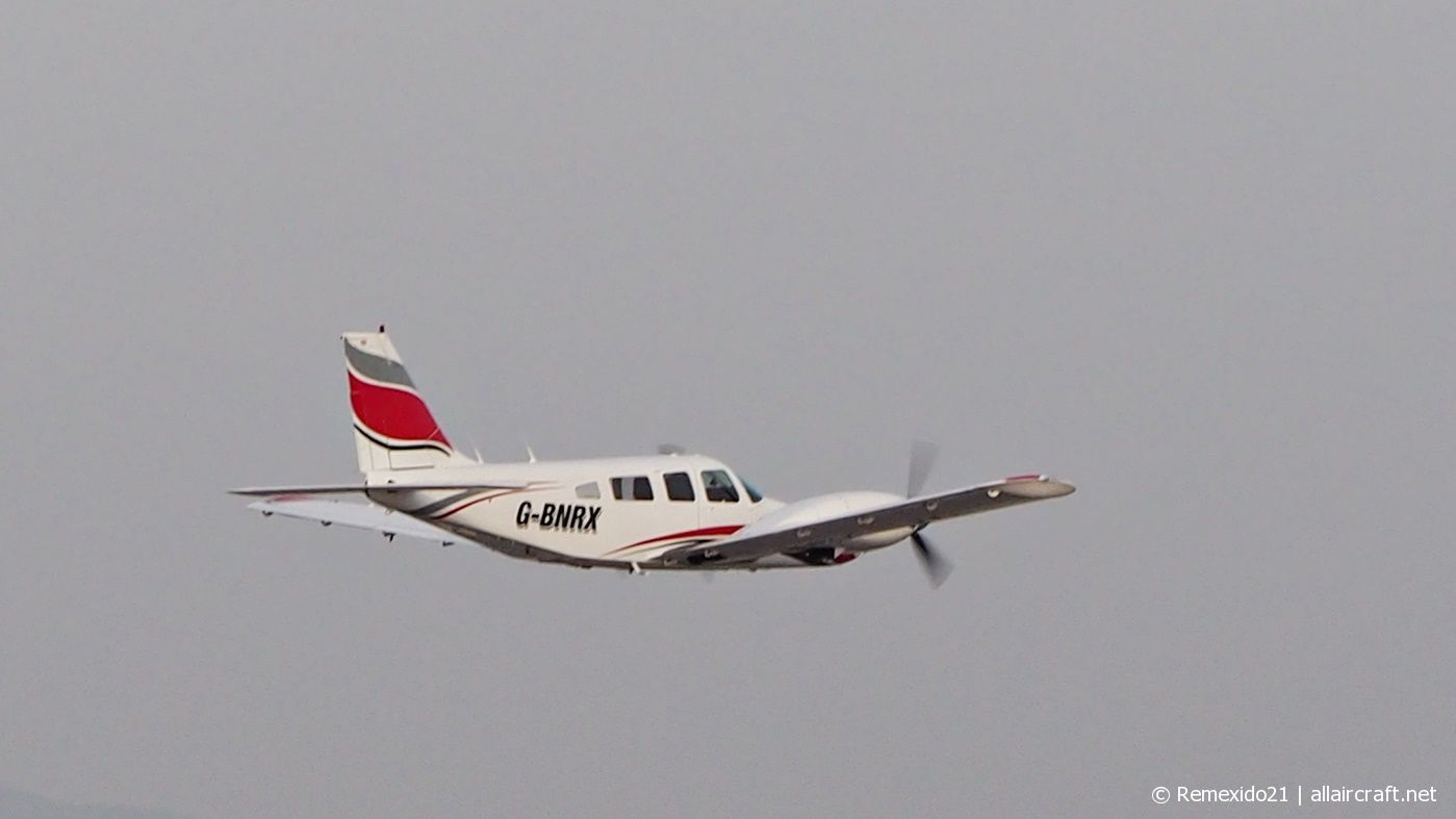 G-BNRX · Piper PA-34-200T Seneca II · (FAO / LPFR)