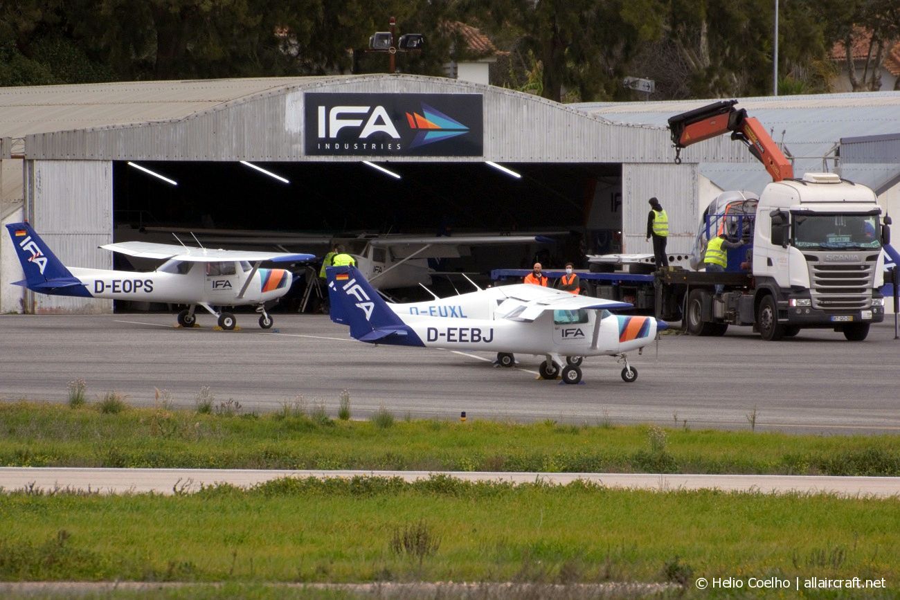 D-EEBJ · Cessna 152 · (CAT / LPCS)