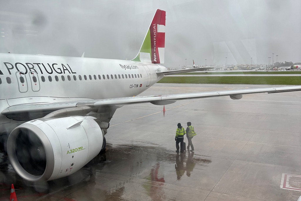 CS-TVM · Airbus A320-251N · (LIS / LPPT)