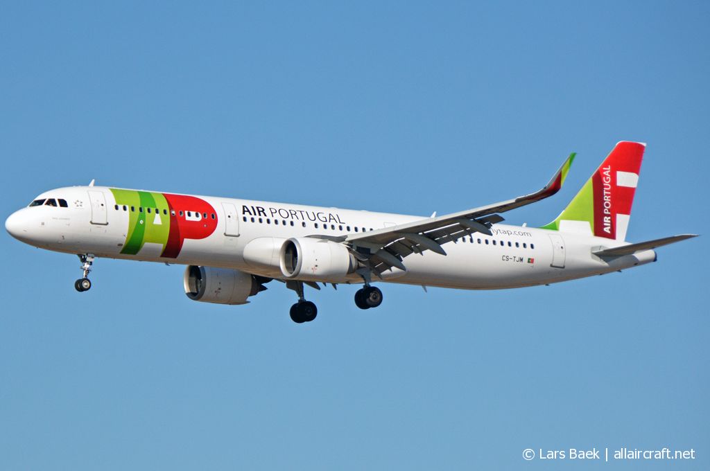 CS-TJM (8145) 2018 Airbus A321-251N